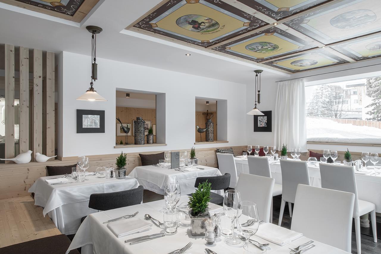 Hotel Conturines San Cassiano  Bagian luar foto